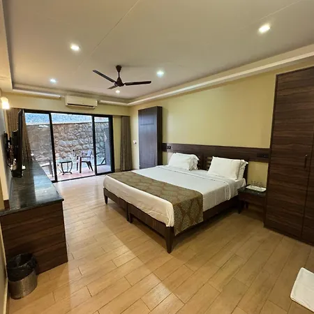 Upper Deck Resort - Stay And Relax At The Highest Peak Lonavala Exterior photo