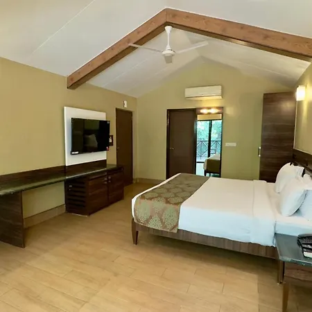Upper Deck Resort - Stay And Relax At The Highest Peak Lonavala Exterior photo
