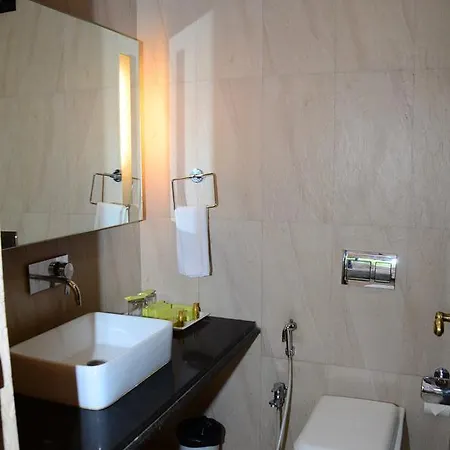 Upper Deck Resort - Stay And Relax At The Highest Peak Lonavala Exterior photo